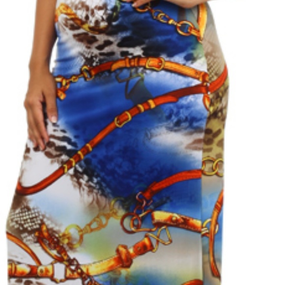 🤑PLUS Halter Maxi Dress - Picture 2 of 5